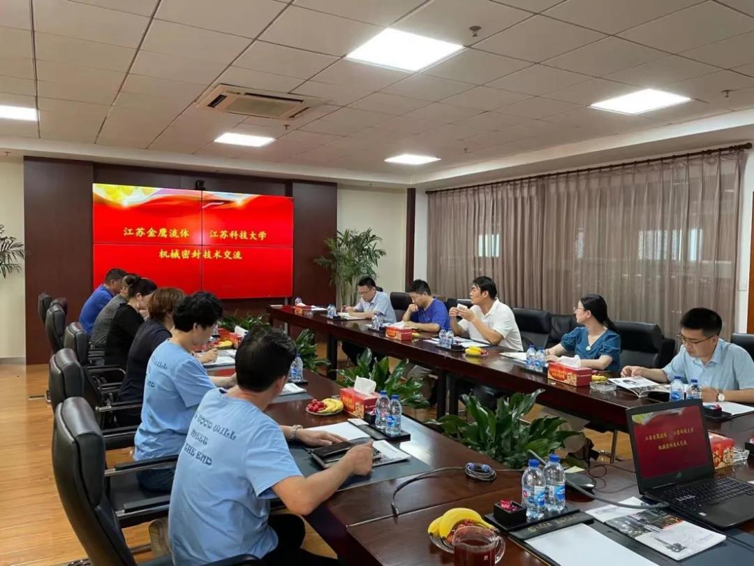 校企合作交流，共促學生成長
